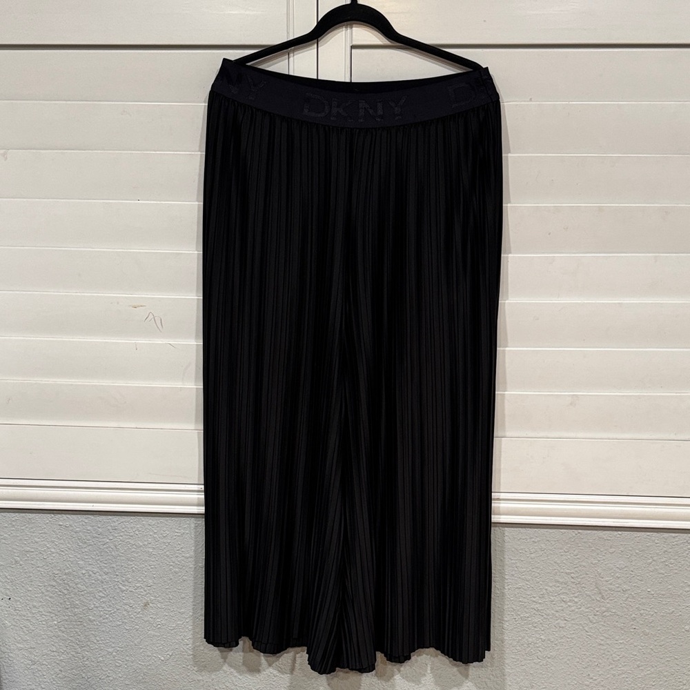 Dkny Elegant Black Maxi Skirt